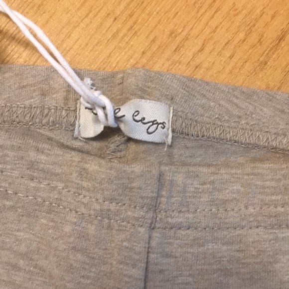 Lil leggs tight shorts - Picture 2 of 3